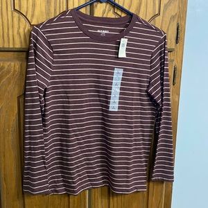 Old Navy Long Sleeved Shirt